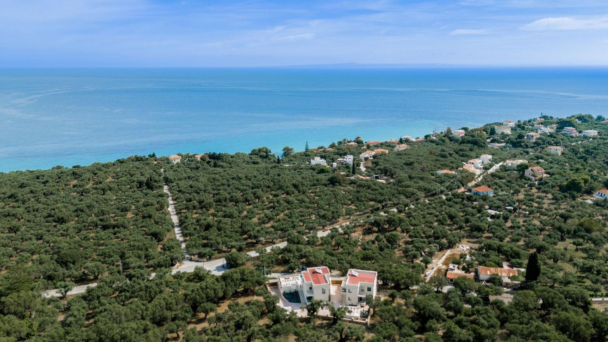 Gioarde Luxury With Private Pool & Sea Views, By Zantewize