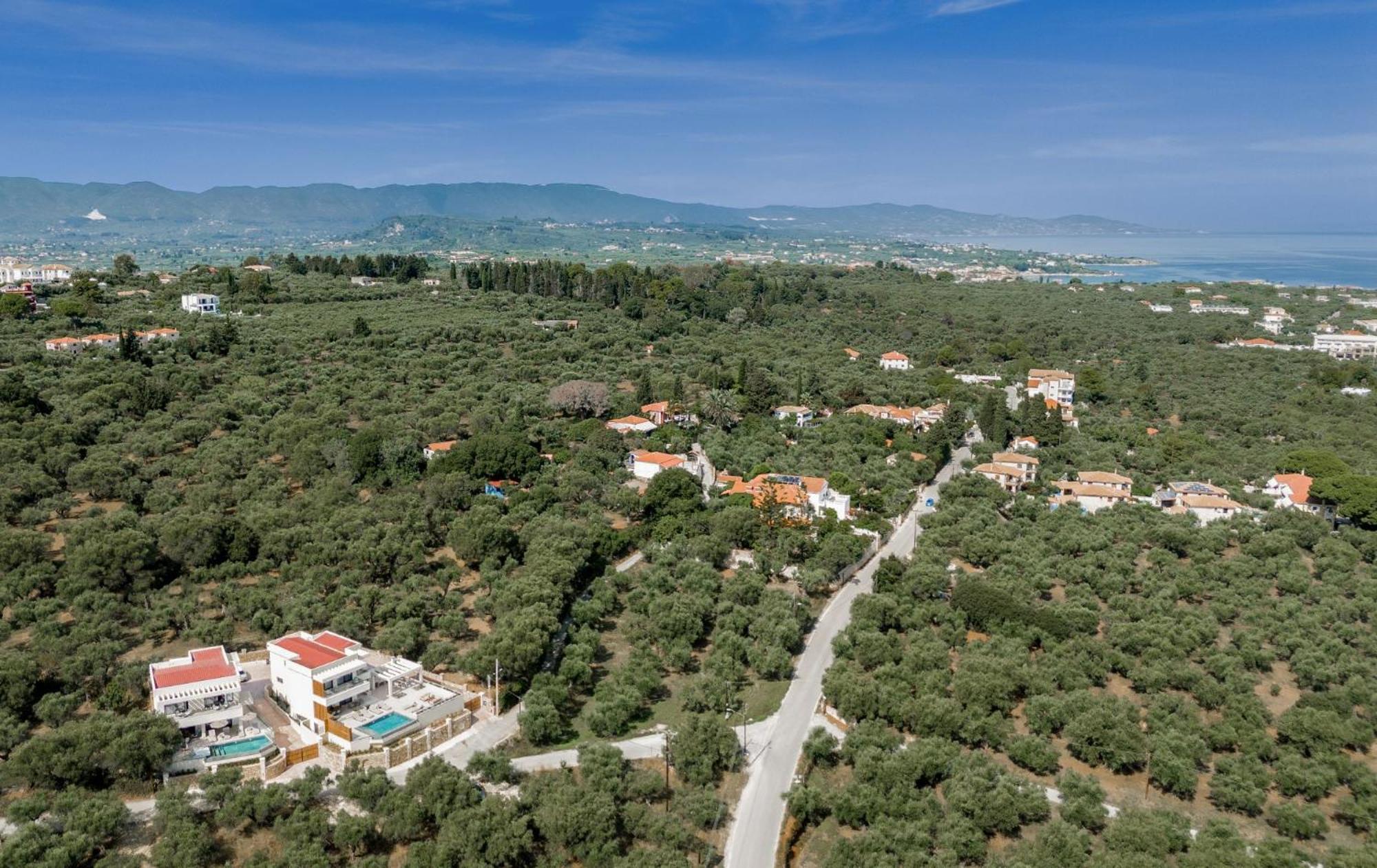 Gioarde Luxury With Private Pool & Sea Views, By Zantewize Akrotiri (Zakynthos)