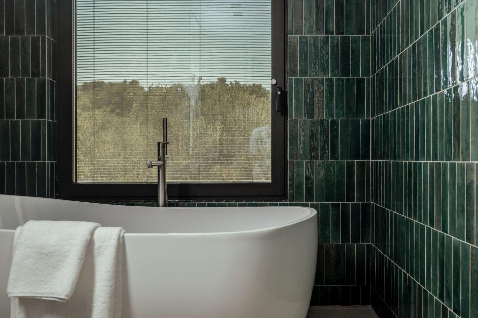 Gioarde Luxury With Private Pool & Sea Views, By Zantewize