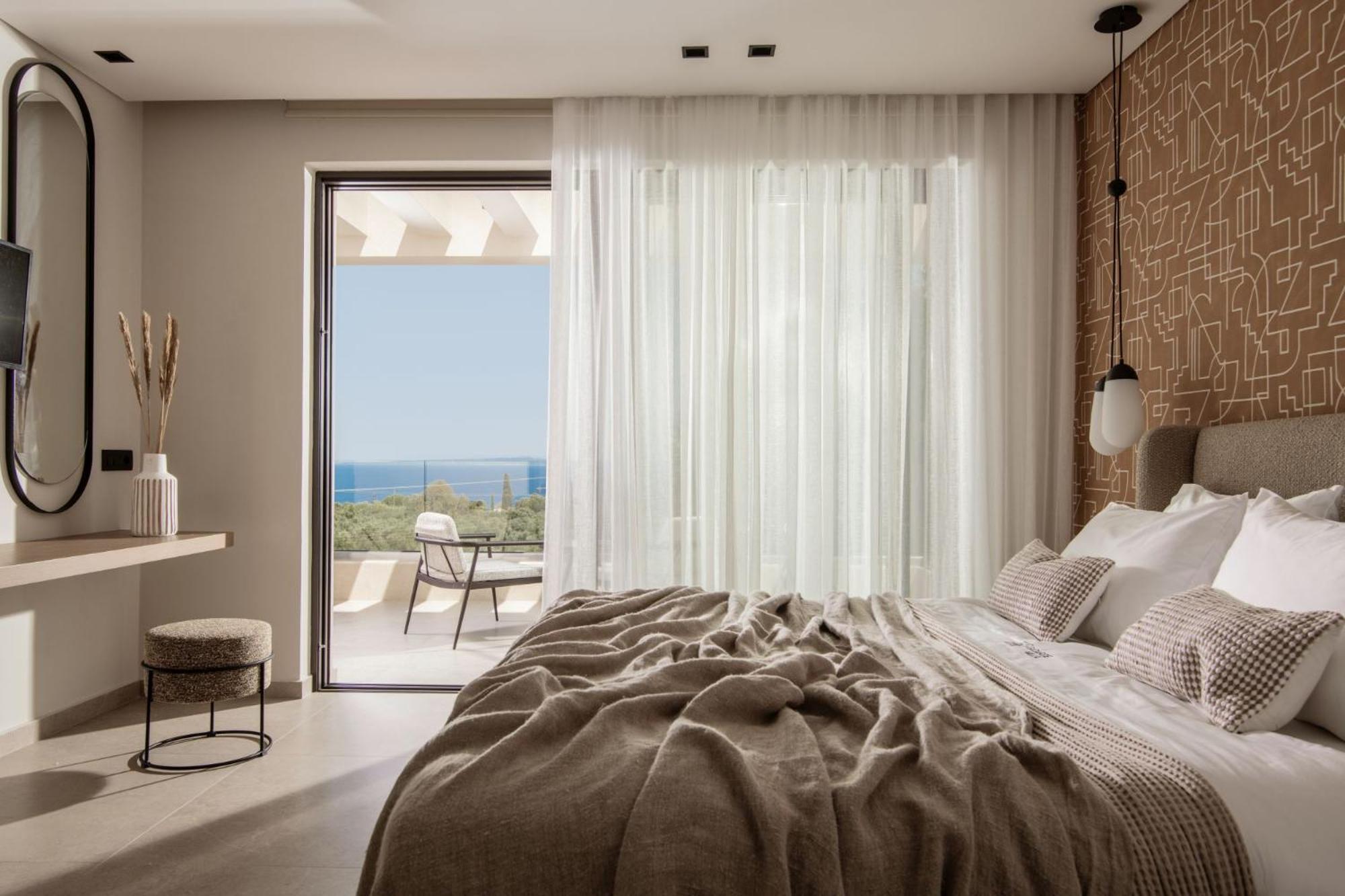 Gioarde Luxury With Private Pool & Sea Views, By Zantewize Vila *